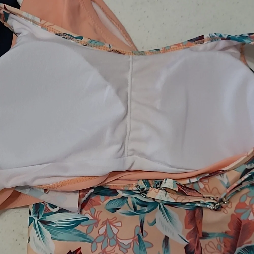 Unknown Brand women's 2 piece swimsuit size Small